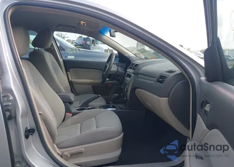 2010 Ford Fusion Se from USA, damaged, VIN 3FAHP0HA3AR157718